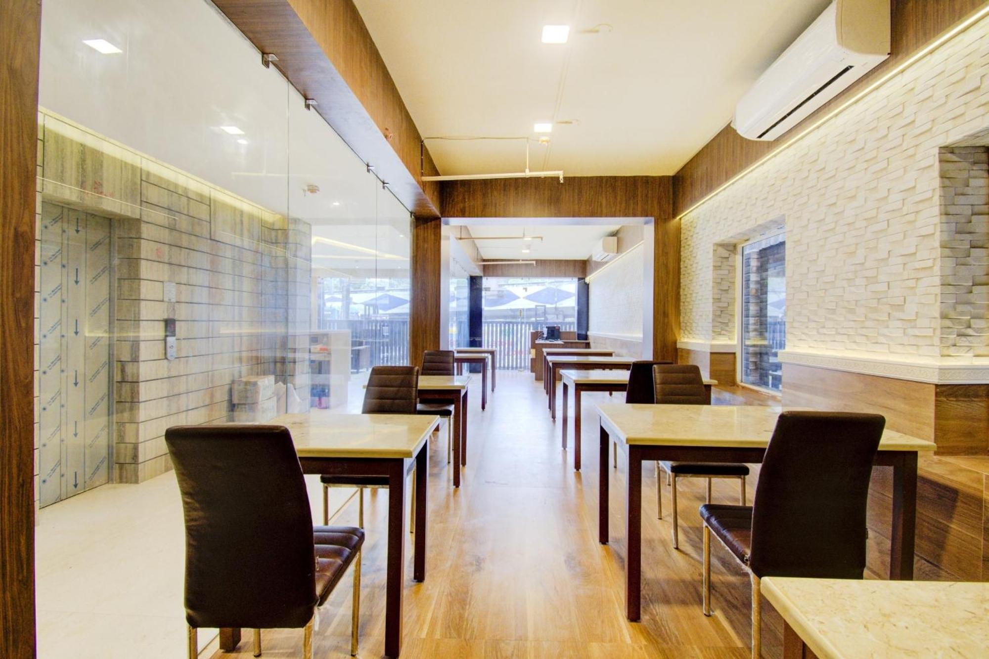 Super Townhouse Gokul Regency Near Dum Dum Metro Station Hotel Kolkata